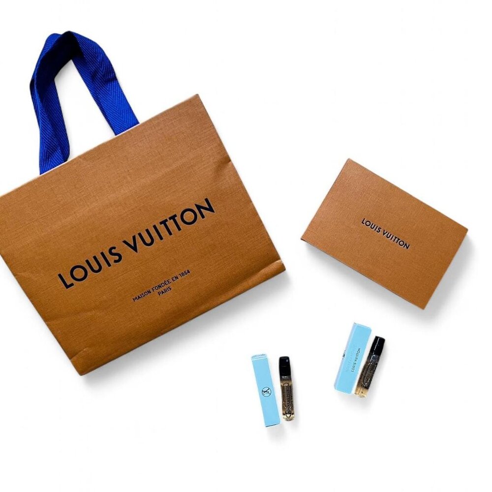 Louis Vuitton gift bag, envelope and 2x2ml perfumes 🍊 💙